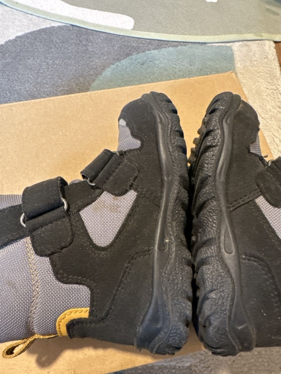 Superfit Scarpe per ragazzi: Superfit schuhe grösse 23 – Usato da Zermatt venduto da katytesunshine 4