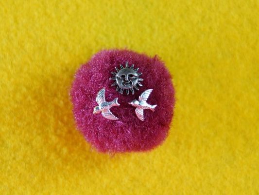 Boucles d'oreille: Ohrstecker Schwalben – Neuf (Voir description) à Wil SG par froschbiss