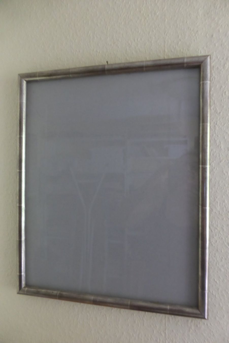 Cornici: Schöner Bilderrahmen, gold 41 x 50 cm – Usato da Brunnadern venduto da lavendel
