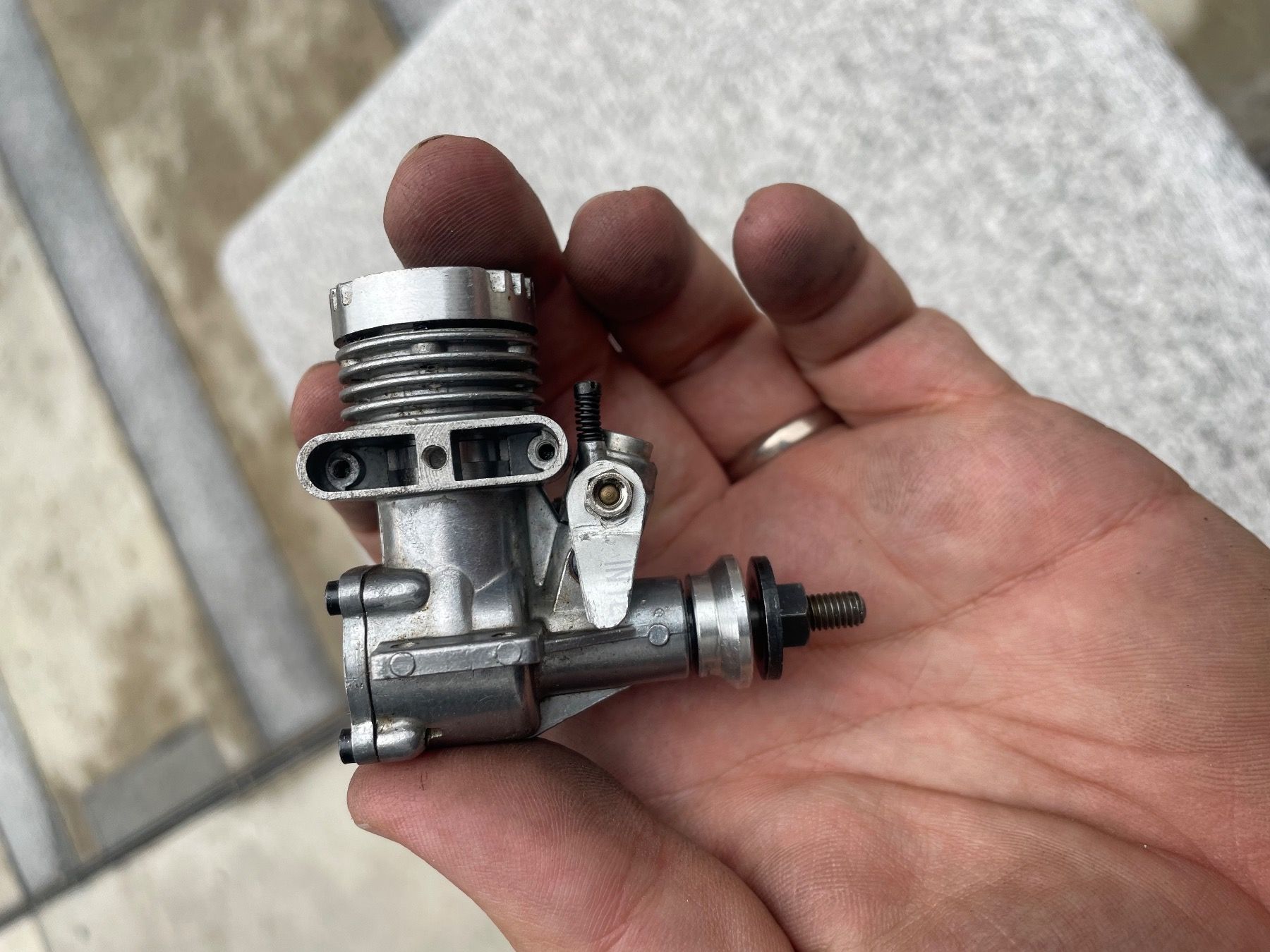 Cadillac Motori: OS Max 10 Vintage Engine RC airplane – Usato da Chiasso venduto da Carrara-Modellismo 3