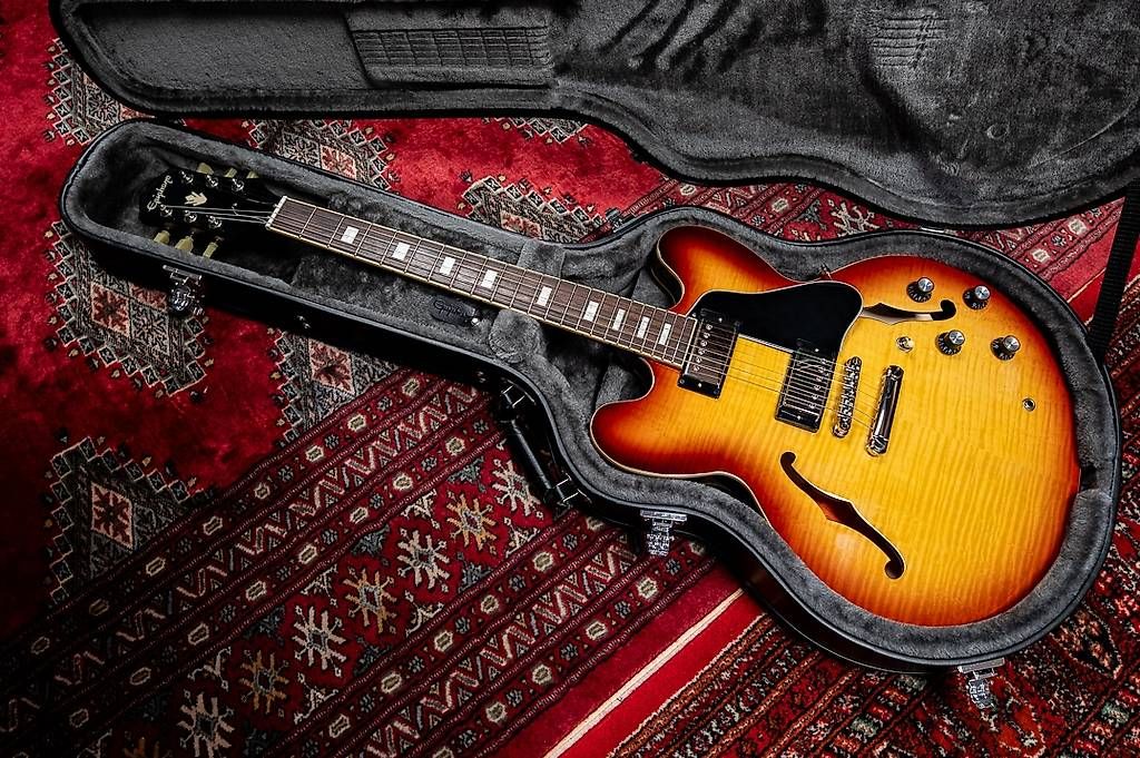 Strumenti musicali: Epiphone ES-335 Figured, Tea Burst – Usato da Avry-sur-Matran venduto da Berlingo1