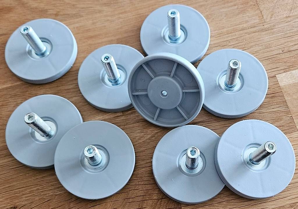 Altri mobili: IKEA BESTÅ Möbelbeine Bauteil – Usato da Rudolfstetten venduto da sho_6z79