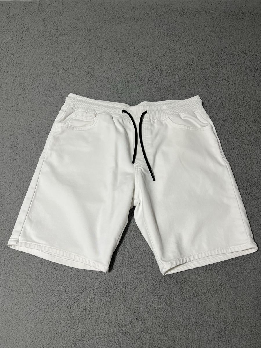 Zara Pantalons: Zara Shorts – D'occasion à Zollikerberg par JvD0211