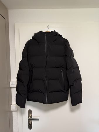 Mange Winter Steppjacke Schwarz