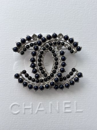 CHANEL Brosche