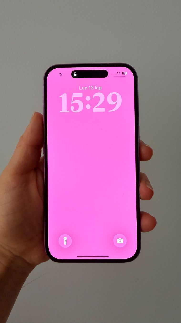 Apple Handys / Smartphones: Vendo iPhone 16 pink – Gebraucht aus Solduno von Deb.jane 1