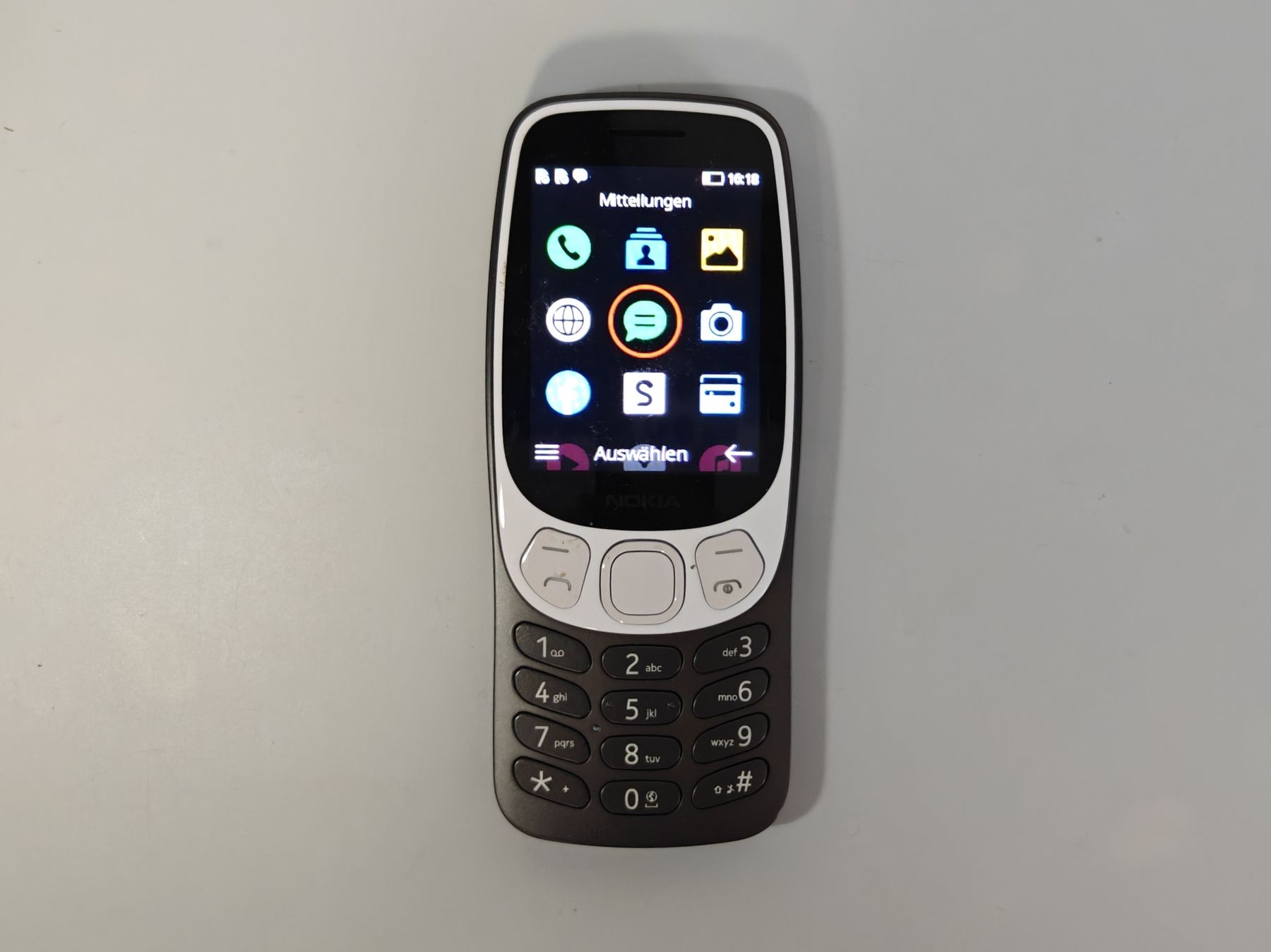 Nokia Telefoni cellulari / Smartphones: Nokia 3210 4G Grau – Usato da Ehrendingen venduto da Rocky985