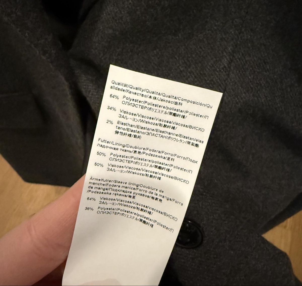 Hugo Boss Giacche: Hugo Boss Grey Blazer – Usato da Luzern venduto da Itsclaire 4