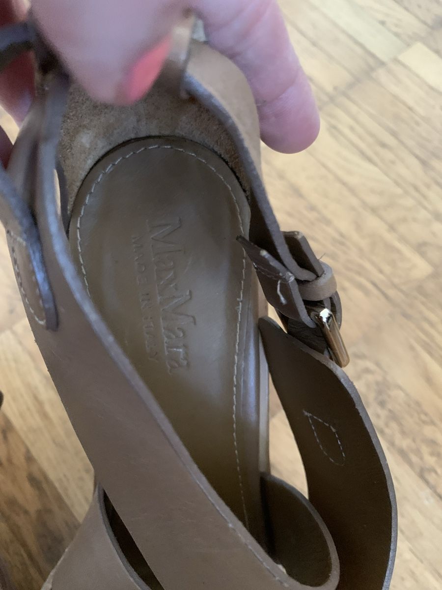 Scarpe da donna: Max mara beige leder sandalen – Usato da Zürich venduto da Nikuska32 2
