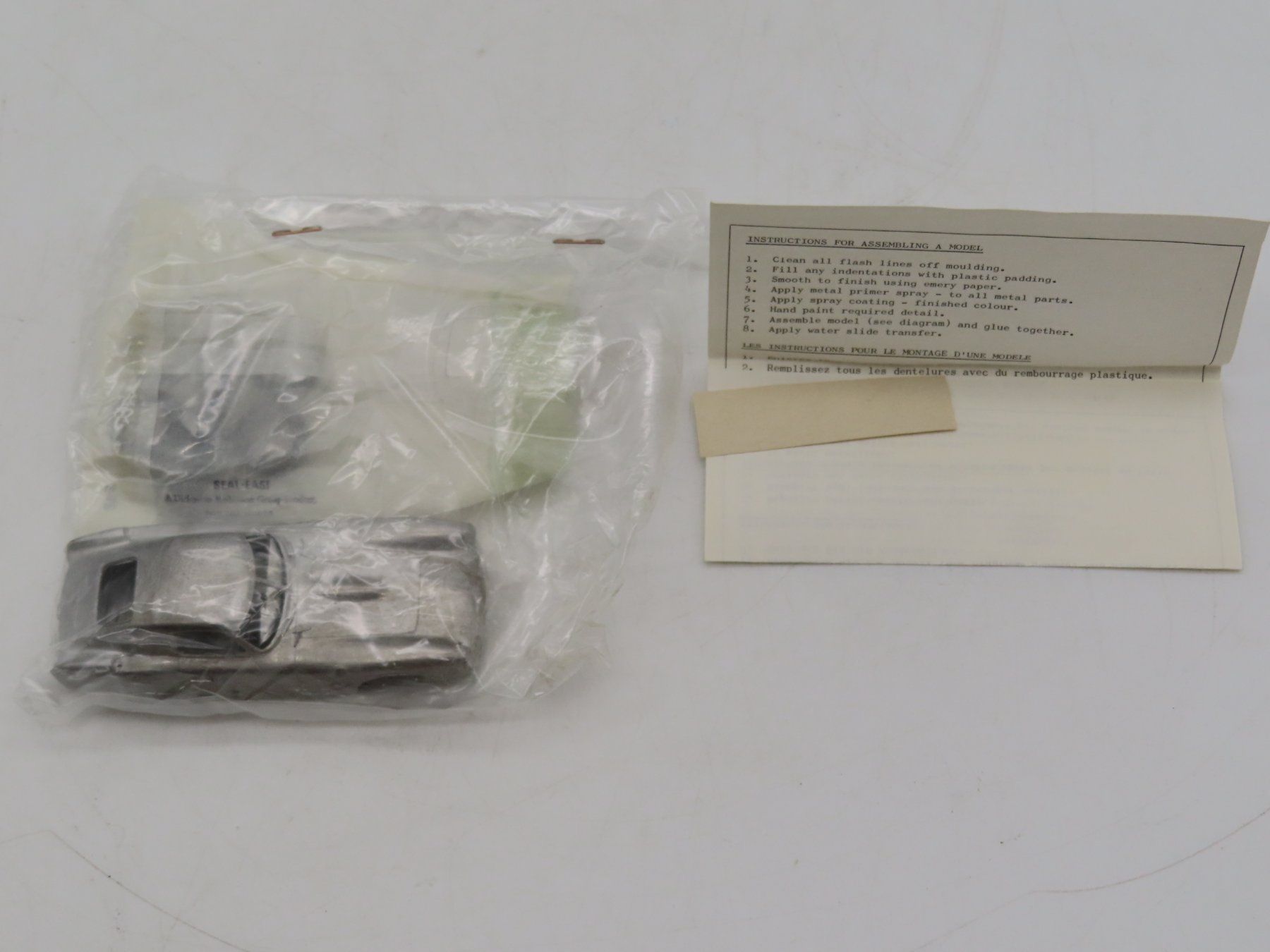 Modellini d'auto: John Day Alfa Romeo Coupe Bausatz – Usato da Reinach BL venduto da WBZ-Flohmarkt 6