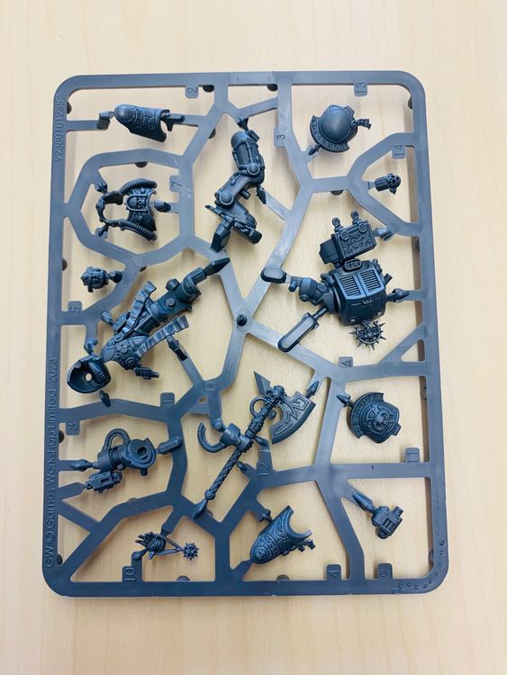 Warhammer 40000 Scriptor in Terminatorrüstung (Neu (gemäss Beschreibung ...