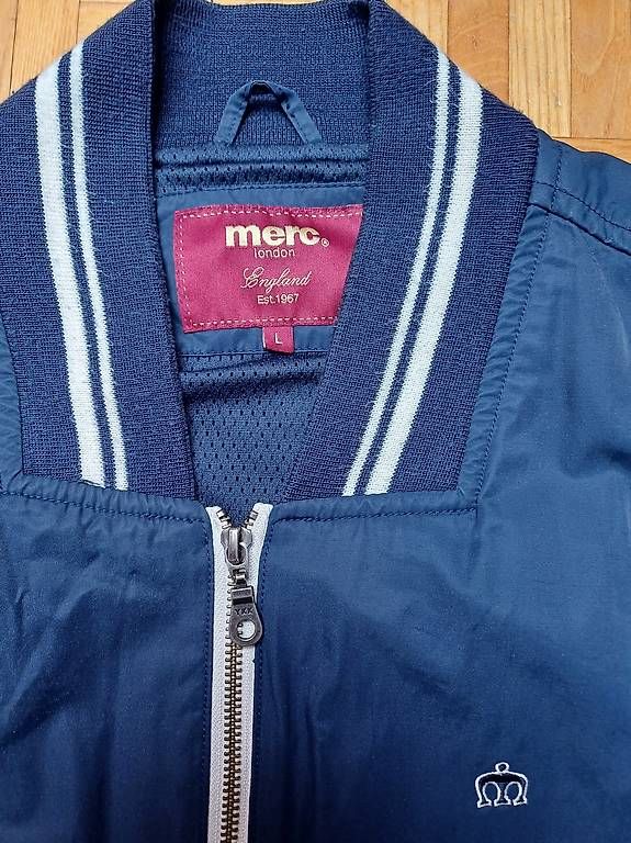 Vestes: Veste légère Merc taille L – D'occasion à Glovelier par GaCh 1