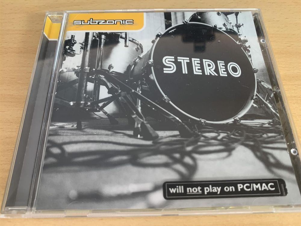 Subzonic – Stereo (Gebraucht) in Rikon im Tösstal für CHF 6.5 – mit ...