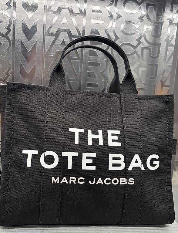 Sacs femmes: Marc Jacobs Medium Bag – D'occasion à Itingen par grapri 1