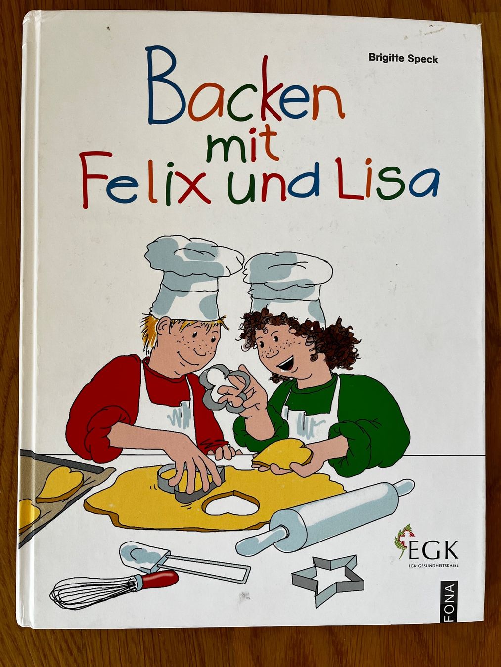 Bücher: Kinderbackbuch - Backen mit Felix und Lisa – Gebraucht aus Winterthur von ann_dn6n