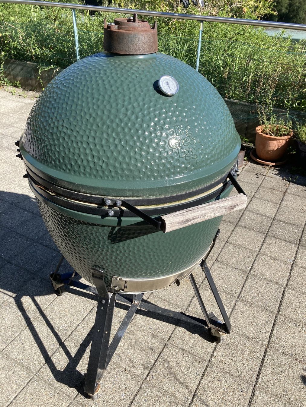 Big Green Egg Griglie: Big Green Egg XLarge – Usato da Luzern venduto da Sondar2