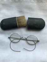 Urgroßmutters Brille mit Etui - für Sammler
