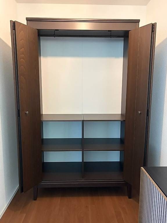 Ikea Schränke: Armoire IKEA IDANÄS – Gebraucht aus Neuchâtel von gon_hvy2 1