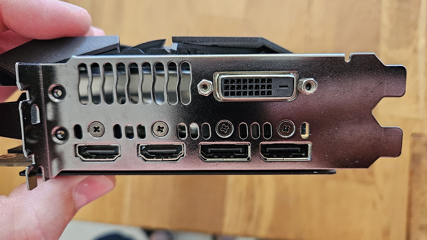 Asus Schede grafiche: GTX 1080 Ti 11GB Asus Strix – Usato da Biel/Bienne venduto da Mouniou 3