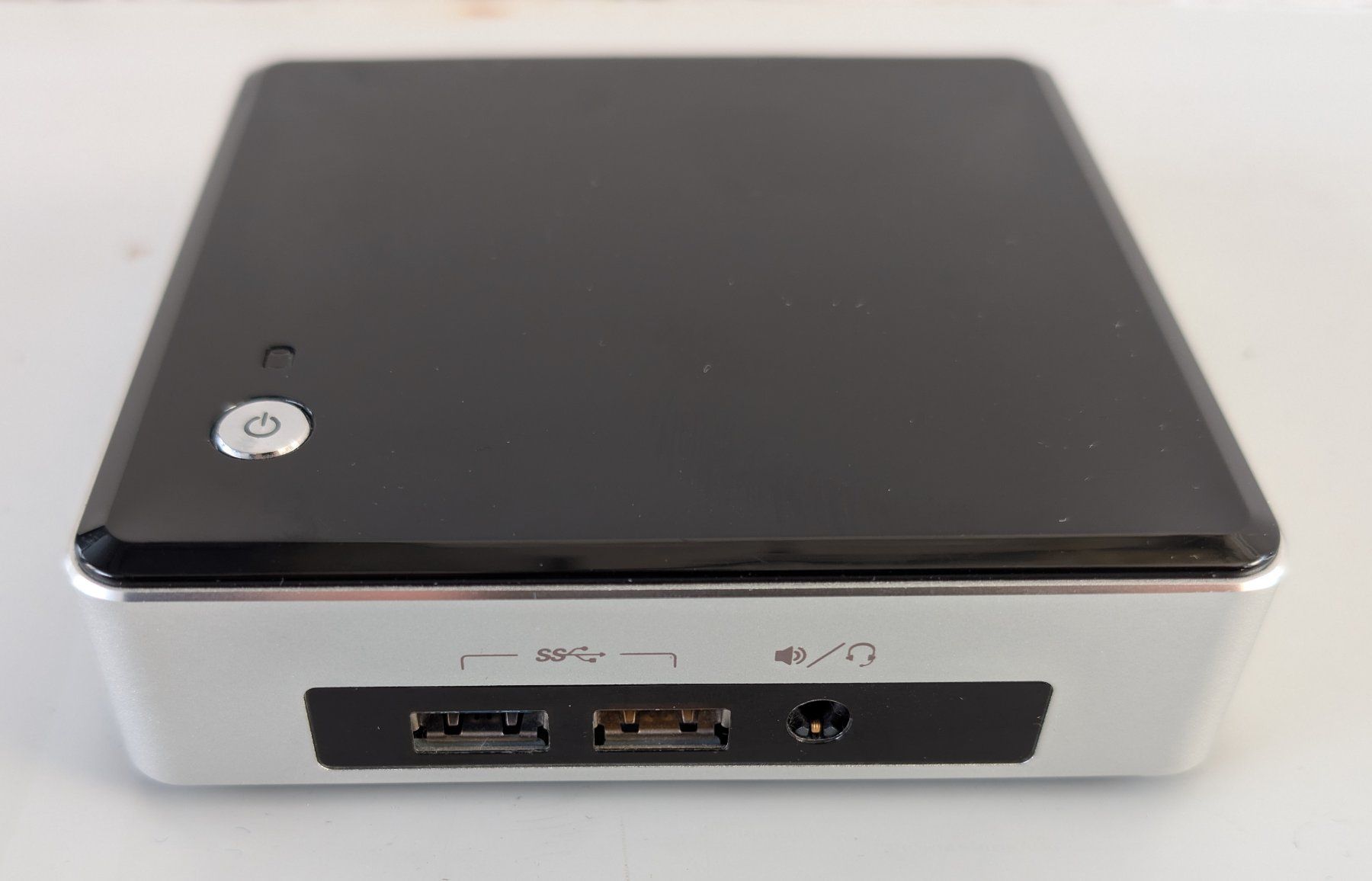 Intel PCs: Intel NUC Kit NUC5i3RYK – Gebraucht aus Dietlikon von ComdatAG 1