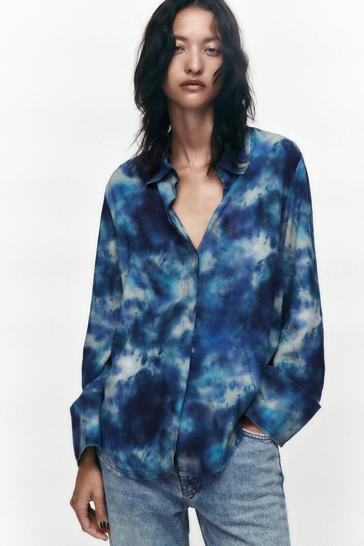 Zara Camicette: Zara Hemd Bluse Hemdbluse Batik Muster Blau Gr.38-40 NEU – Nuovo (secondo la descrizione) da Rotkreuz venduto da beltraum 4