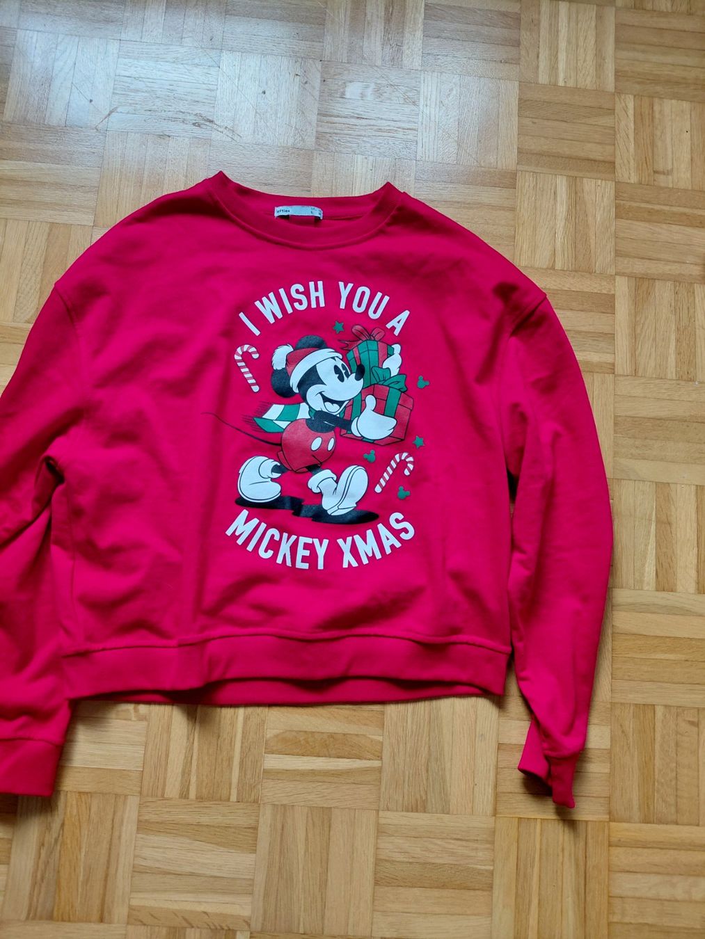 Maglioni & Felpe: Damen disney weihnachtspulli gr M – Usato da Aesch BL venduto da shiva0211