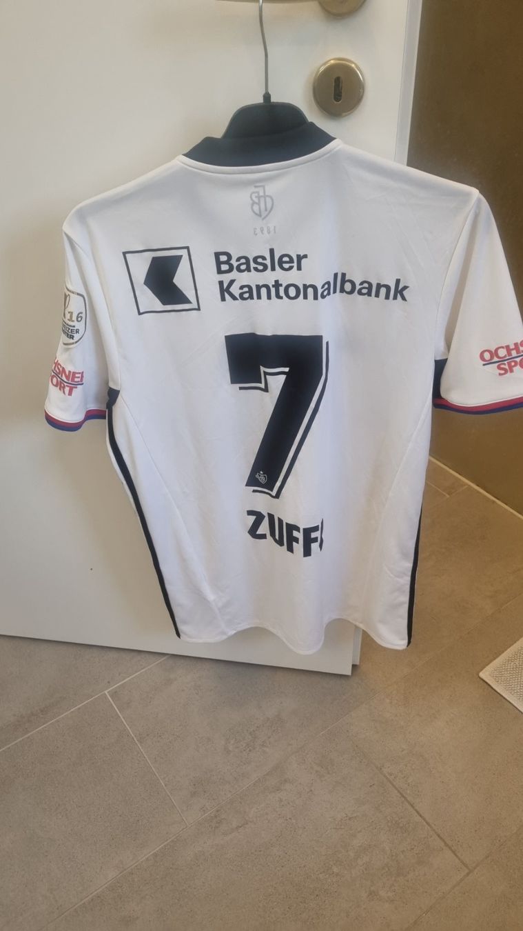 FC Basel Canottiere & Pantaloni: FC Basel Zuffi – Usato da Sâles (Gruyère) venduto da Rapha1111 4