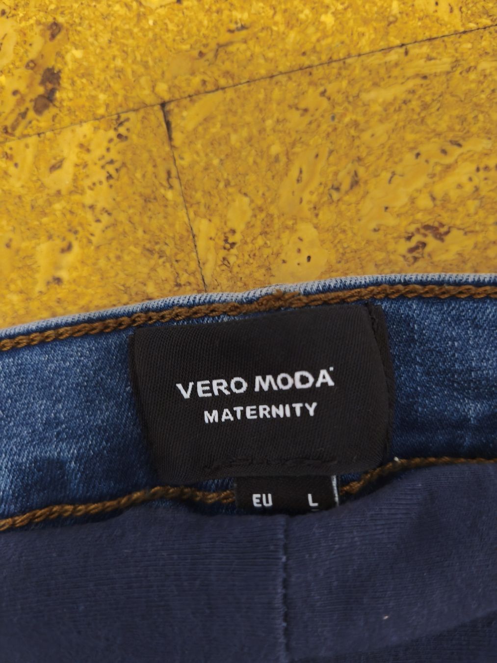 Vero Moda Jeans: Umstandsjeans blau Grösse L – Usato da Flums venduto da ita_g2kk 1