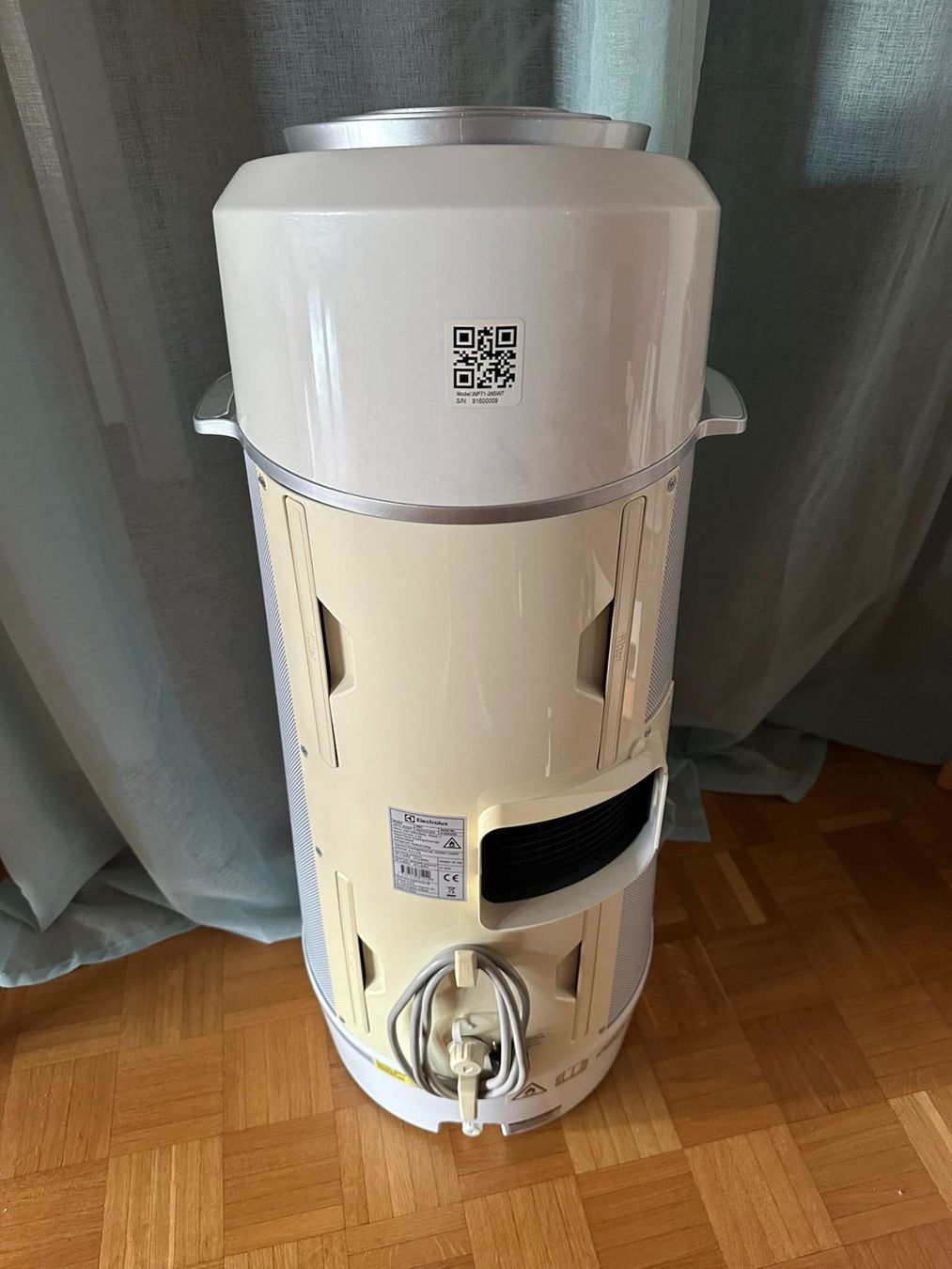 Electrolux Condizionatori: Climatisation Electrolux fleur d'air – Usato da Pully venduto da PinkMamba 1