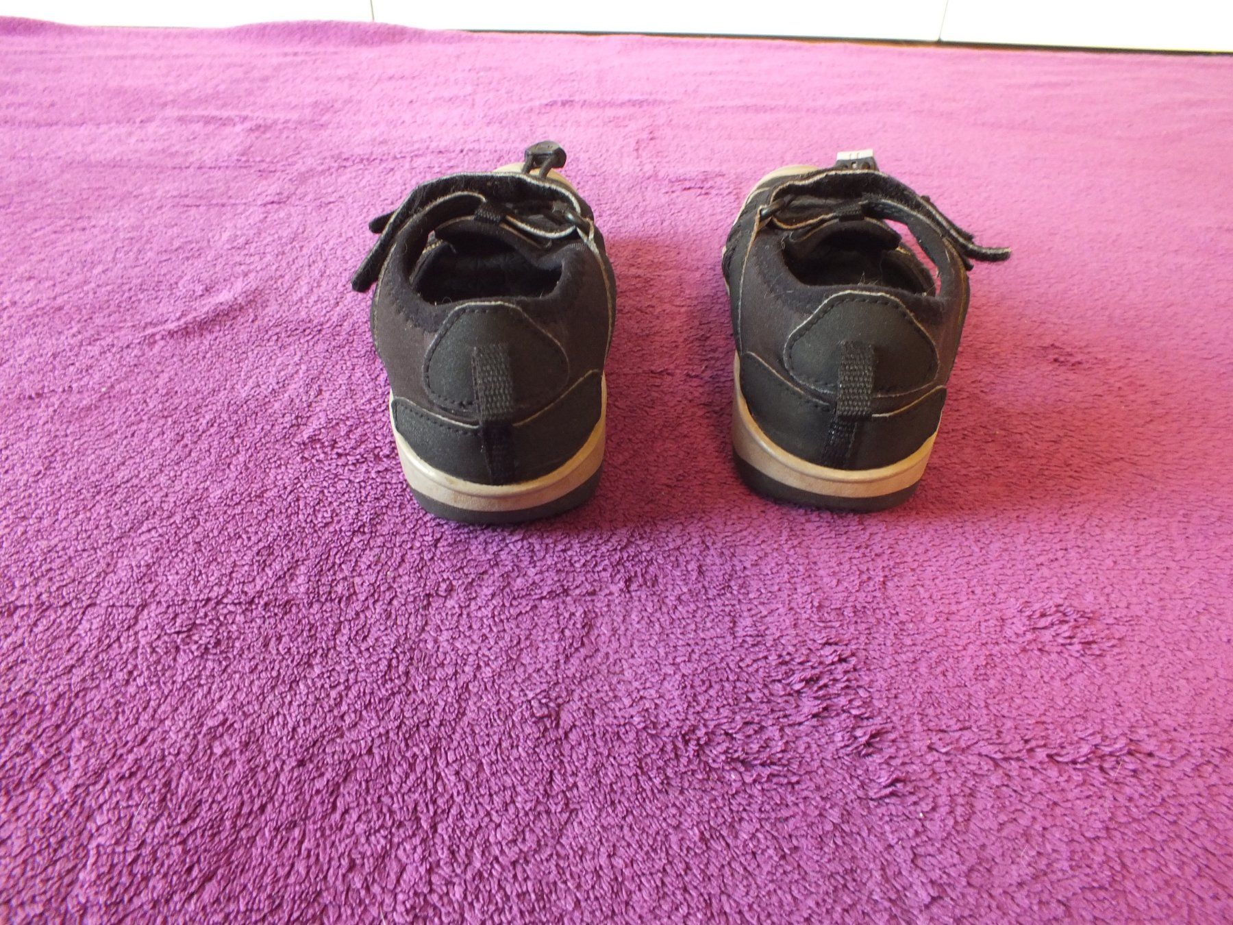 Keen Scarpe per ragazzi: Keen Wanderschuhe/-Sandalen Gr.30 – Usato da Müllheim Dorf venduto da Seeeule01 3