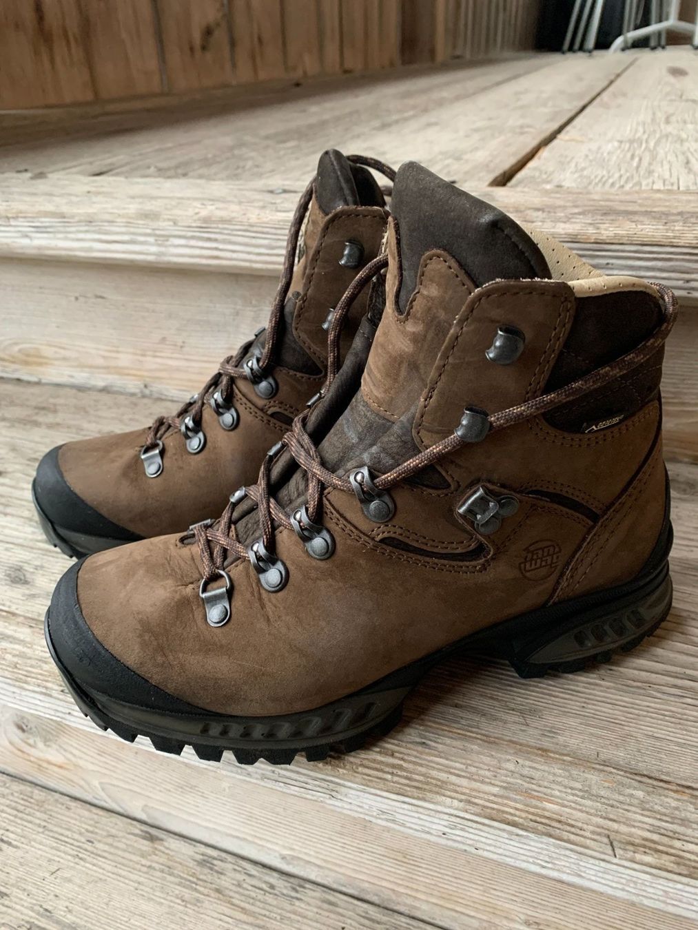 Hanwag Scarpe da donna: NEU: Hanwag Wanderschuh Damen 38 – Nuovo (secondo la descrizione) da Erlenbach im Simmental venduto da nord_wind