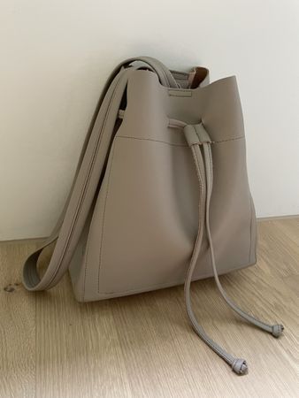 Rossis Handtasche vegan