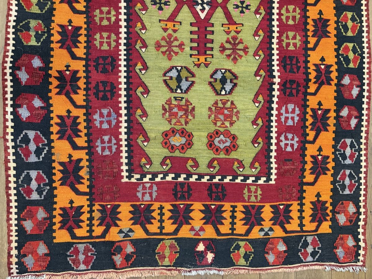 Tappeti: Kelim der extra Klasse – Usato da Bennau venduto da Mayer_Carpets 1