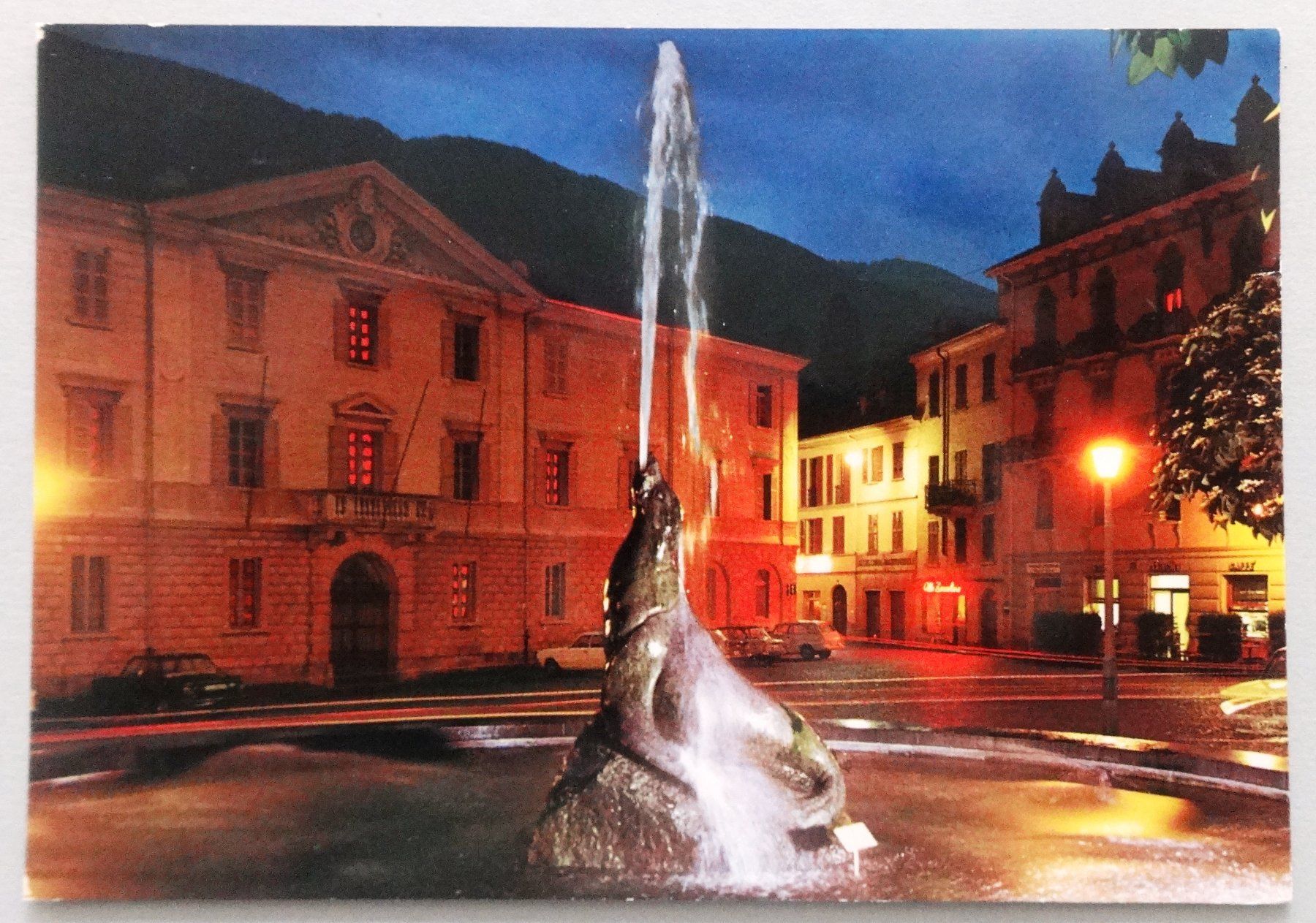 Ansichtskarten: Bellinzona - Piazza e Palazzo del Governo – Gebraucht aus Fétigny von Billy2miny