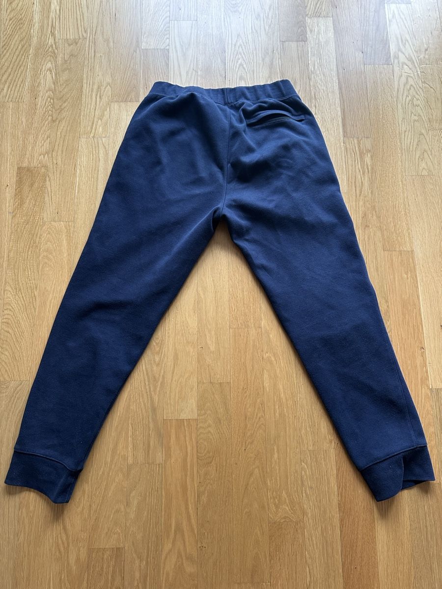Uniqlo Hosen: Pantalon/jogging Uniqlo – Gebraucht aus Carouge GE von cytoplan