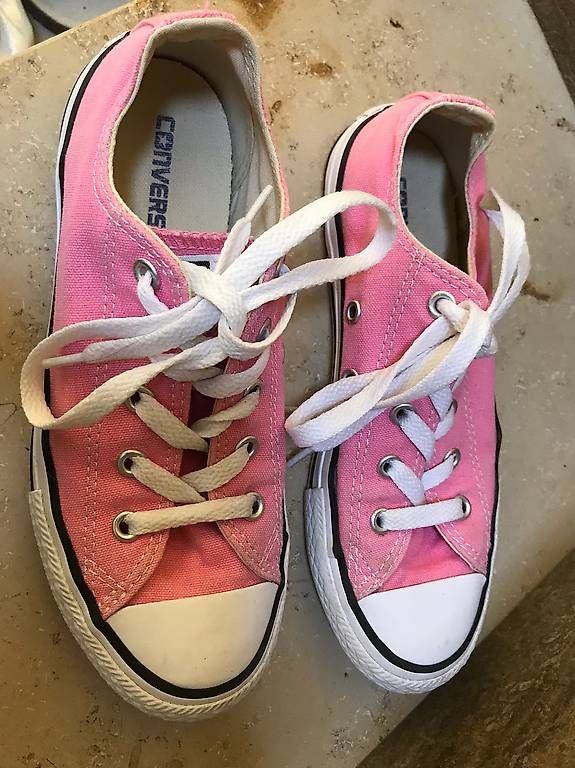 Scarpe per ragazze: Converse Chucks Rosa 33 All Star – Usato da Basel venduto da Princeton-seller