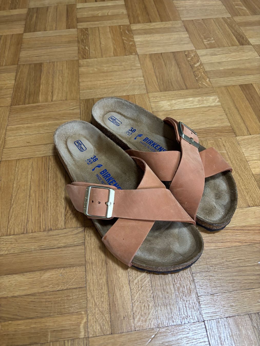 Birkenstock Chaussures femmes: Birkenstock, Gr. 38 – D'occasion à Luzern par naome
