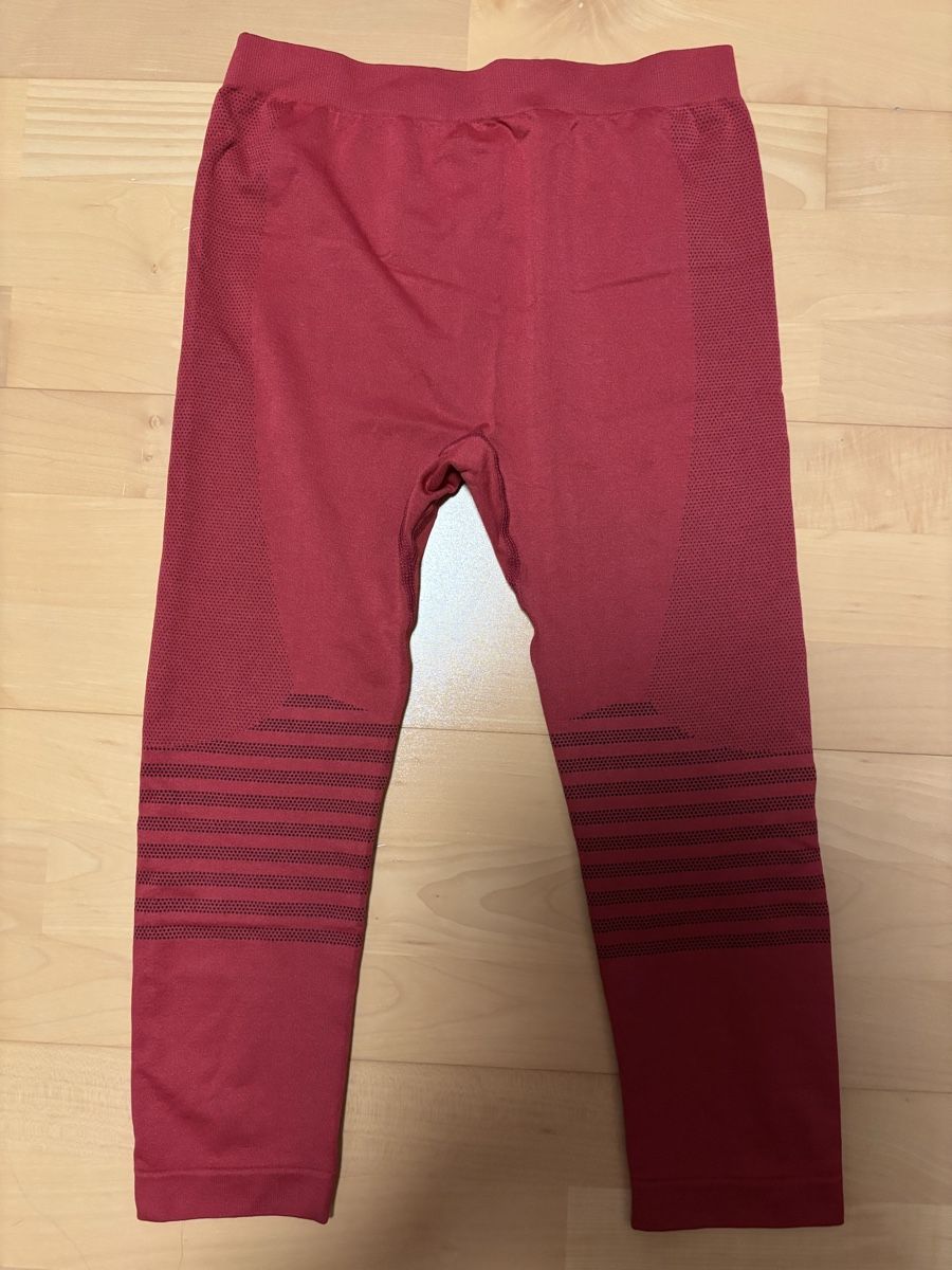 Altra biancheria intima: 3/4 Unterhose Grösse 36 – Usato da Kesswil venduto da Branca-01