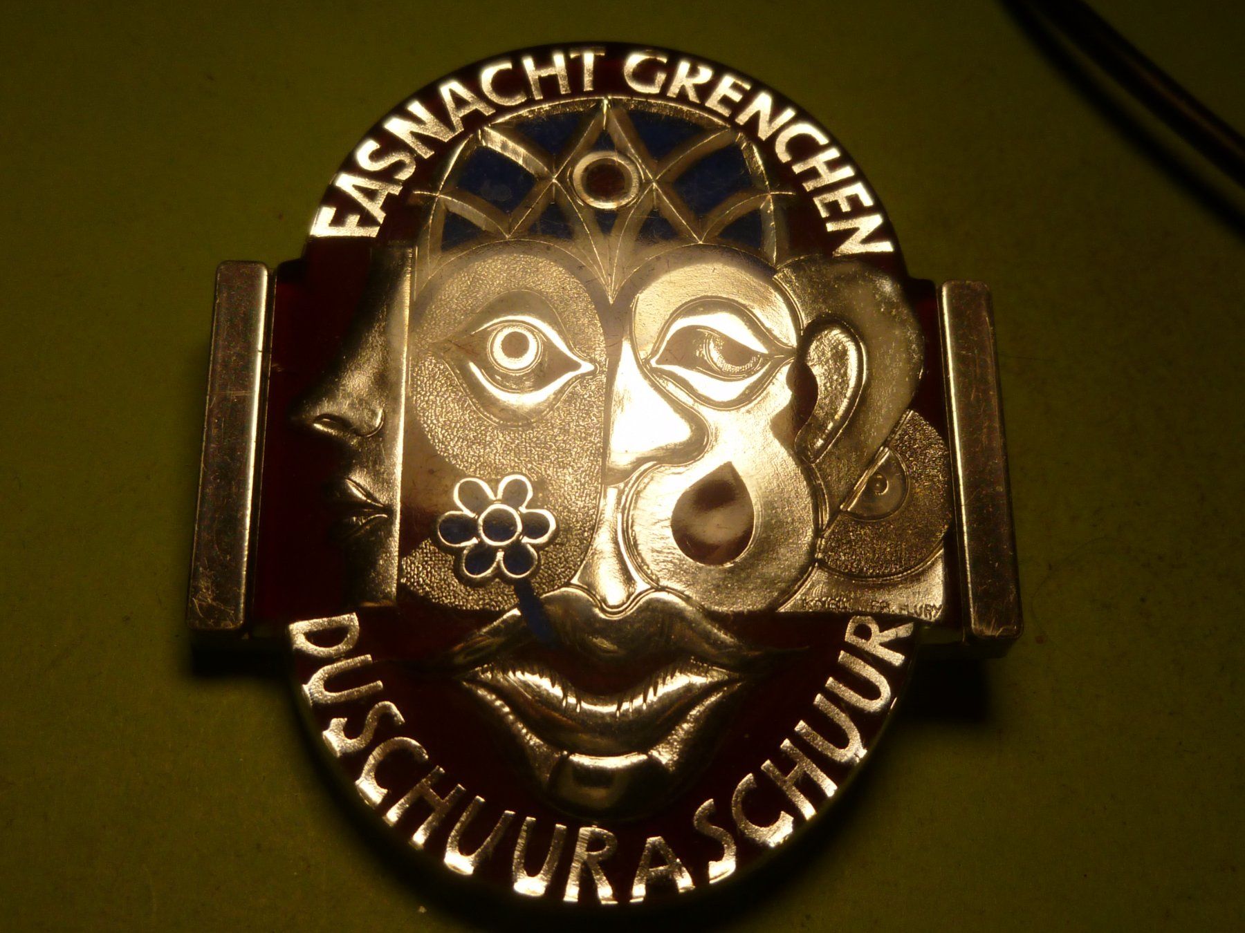 Placchette & Badge: GRENCHEN 1982 SILBER PLASTIK – Usato da Ried (Muotathal) venduto da Mandarin02