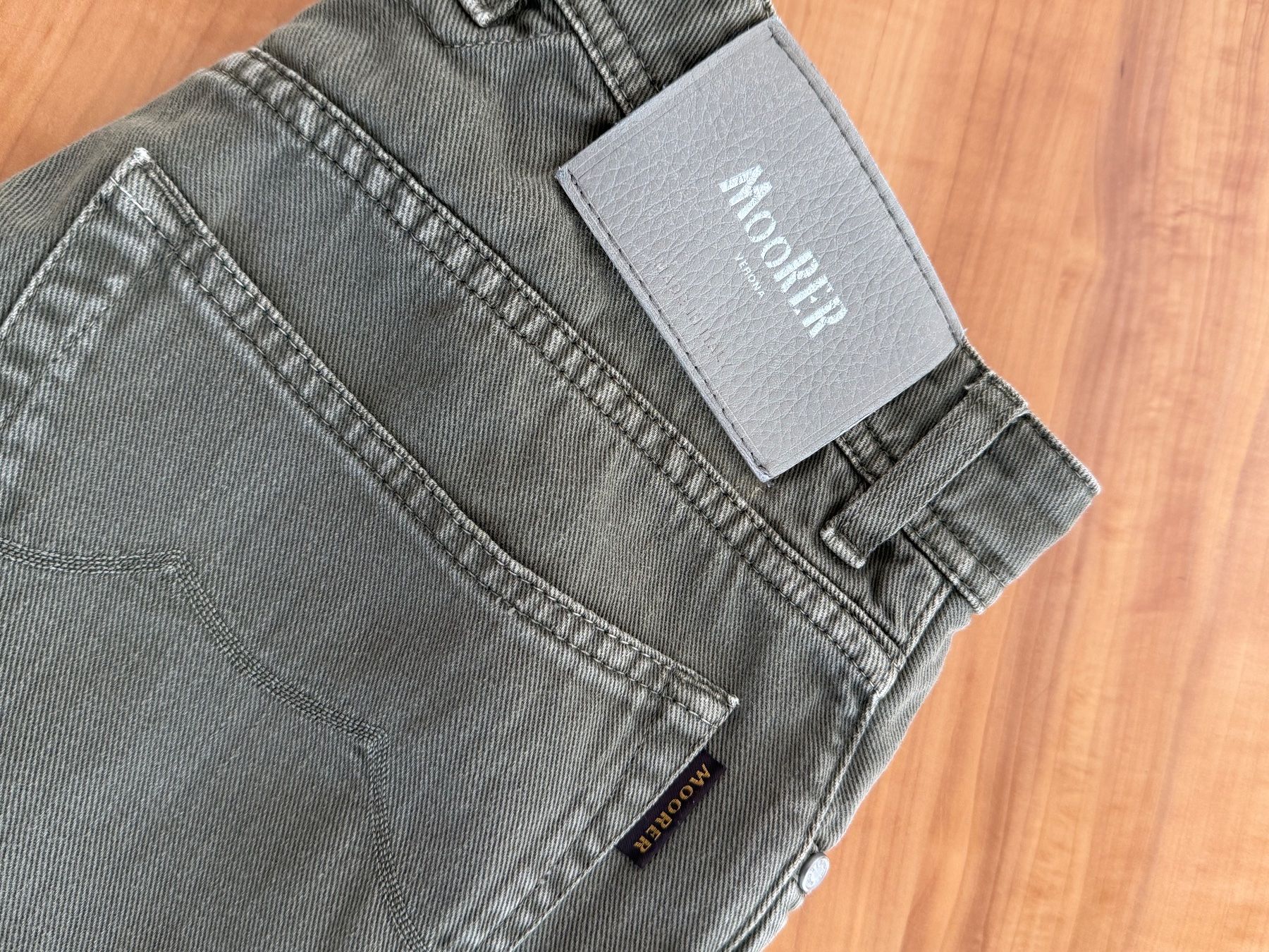 Jeans: Moorer Jeans Hose (Gr. 30) – Usato da Oberägeri venduto da tim_9wpf 2