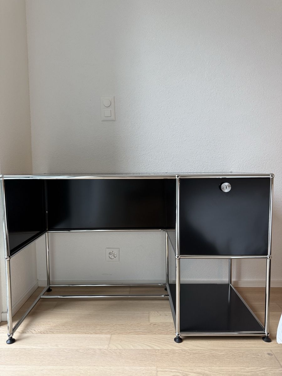 USM Scrivanie: Bureau Home Office B21 USM – Usato da Pully venduto da Adcin