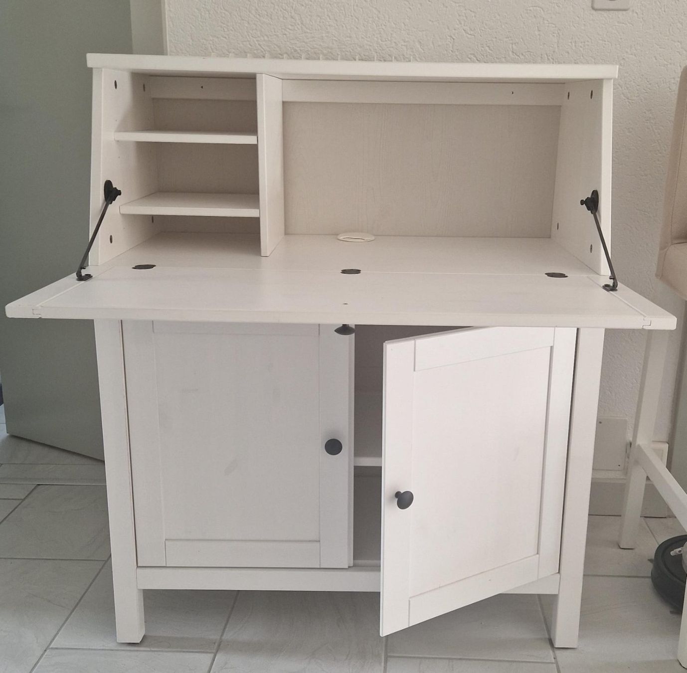 Ikea Schreibtische: Bureau secrétaire blanc IKEA HEMNES – Gebraucht aus Sion von nlberges 1