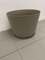 Pot de fleurs Grosfillex