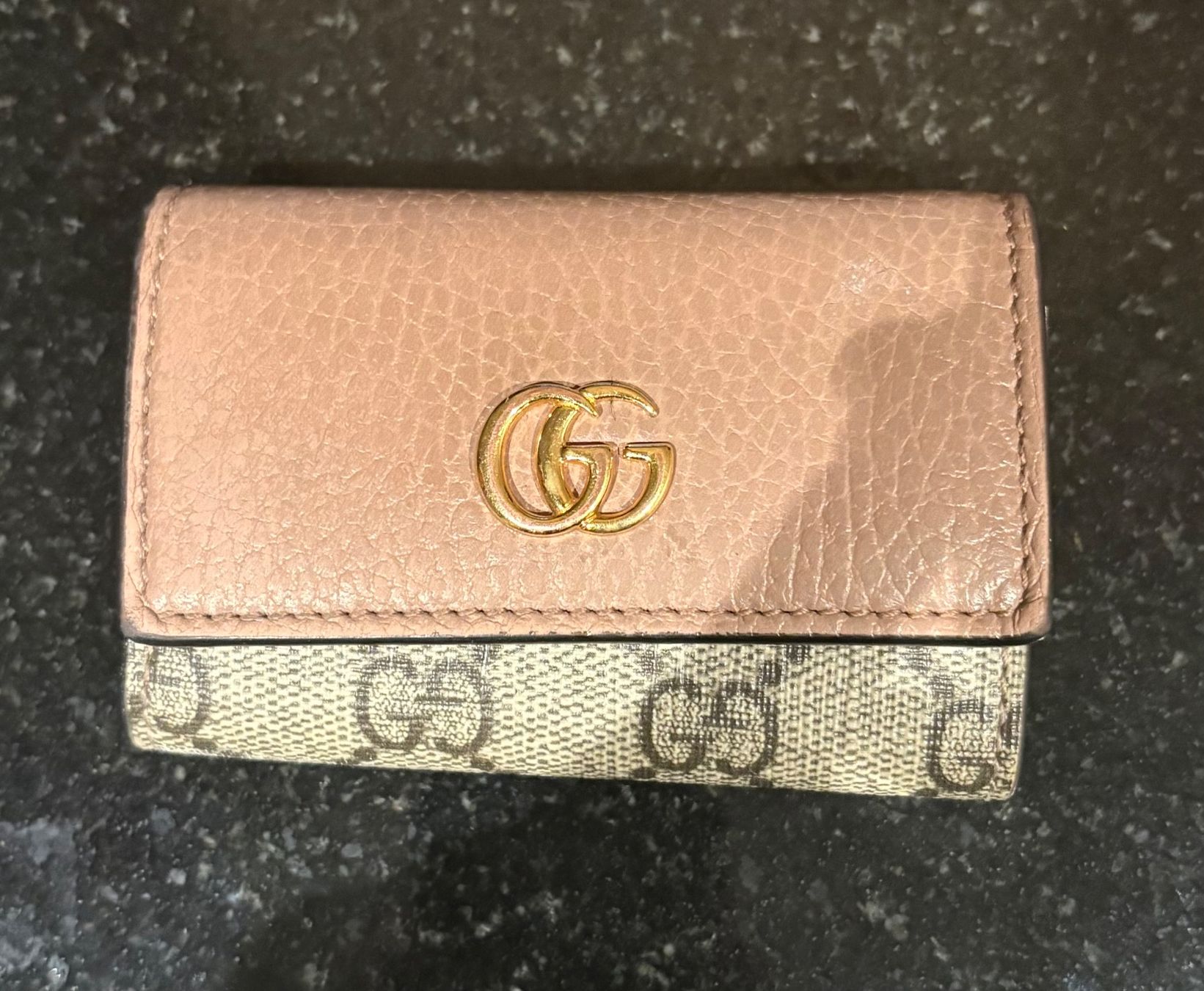 Gucci Portachiavi: Schlüsseletui Gucci Canvas gebraucht – Usato da Rümlang venduto da Jenni.21