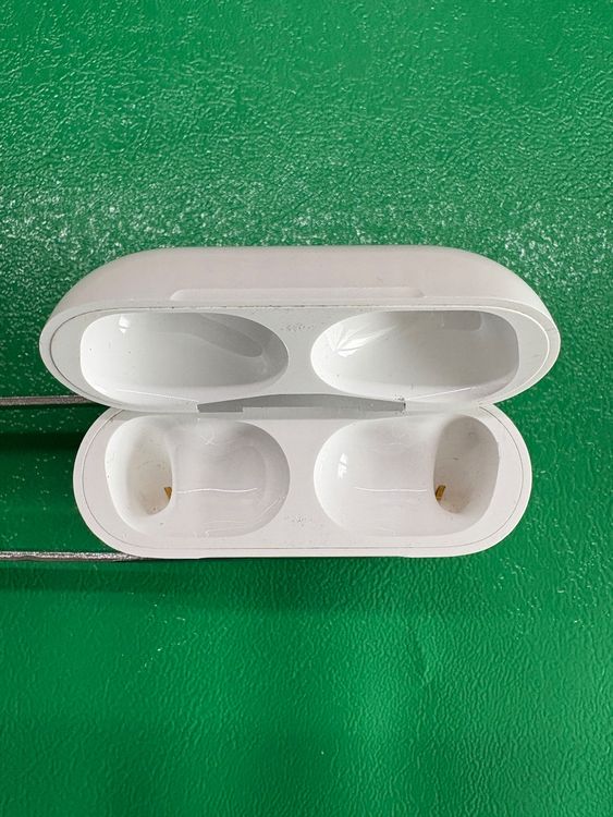 Apple AirPods Pro 2 charging case. 4