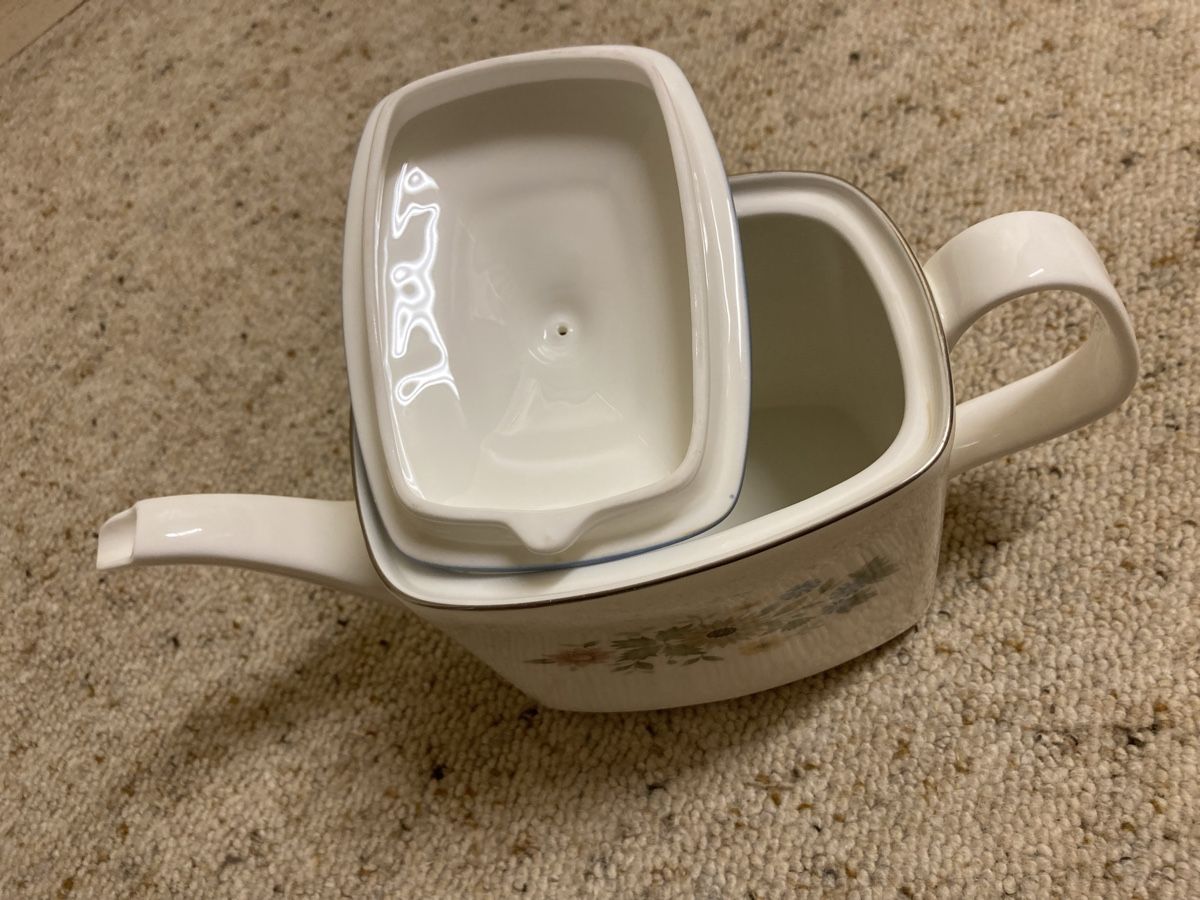 Teiere: Englische Tee-/Kaffee-Kanne mit Blumendekor – Usato da Adlikon b.Regensdf venduto da Abraxas09 4