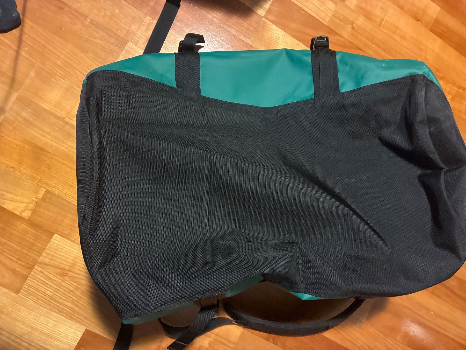 Sacs à dos: Northface Duffel 50l – D'occasion à Zürich par strieler 1