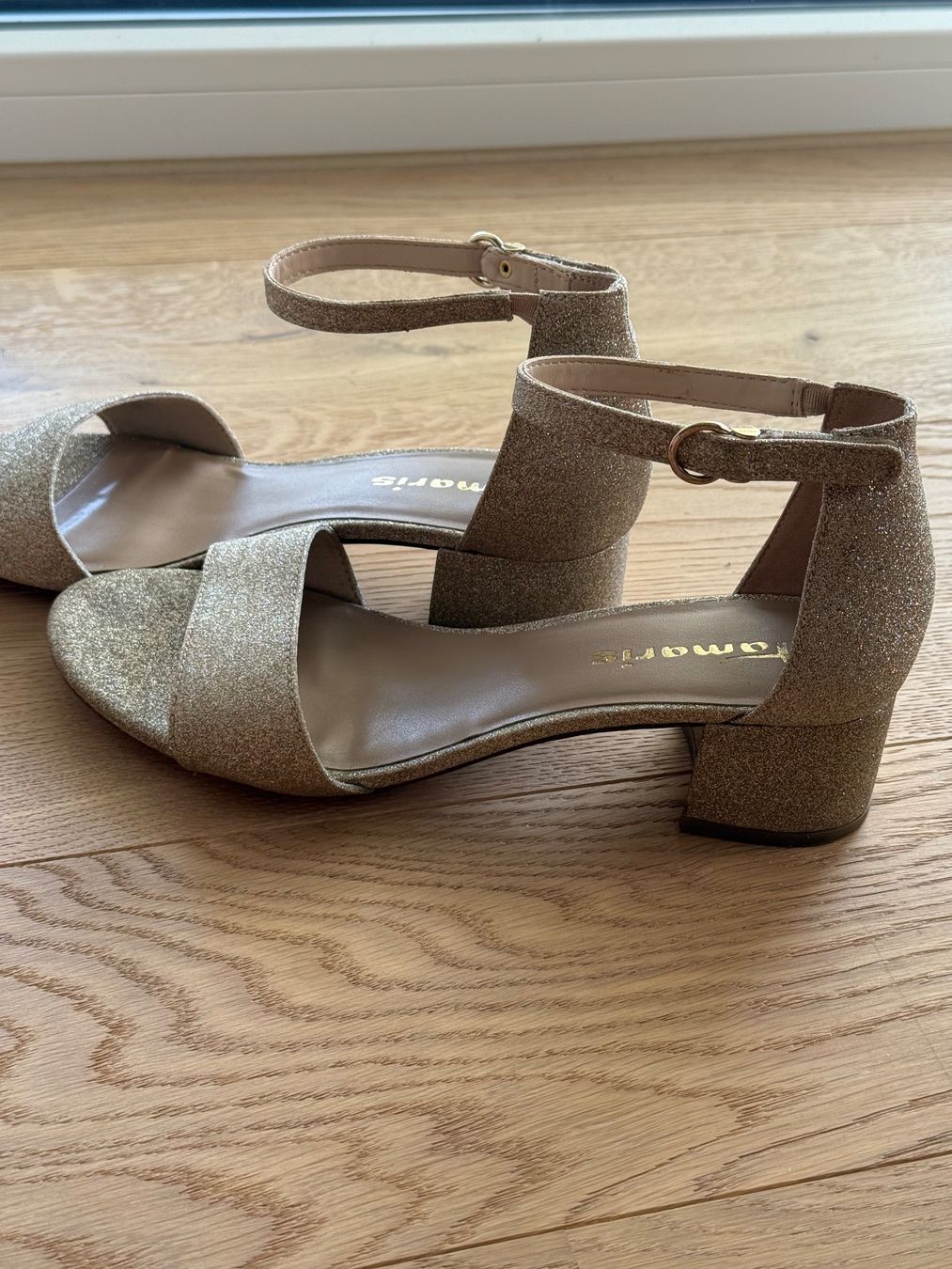 Tamaris Damenschuhe: Tamaris Sandale Gold – Neu (gemäss Beschreibung) aus Rothenburg von sar_8hvb 4