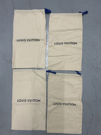 Louis Vuitton 4 Staubbeutel Dustbag