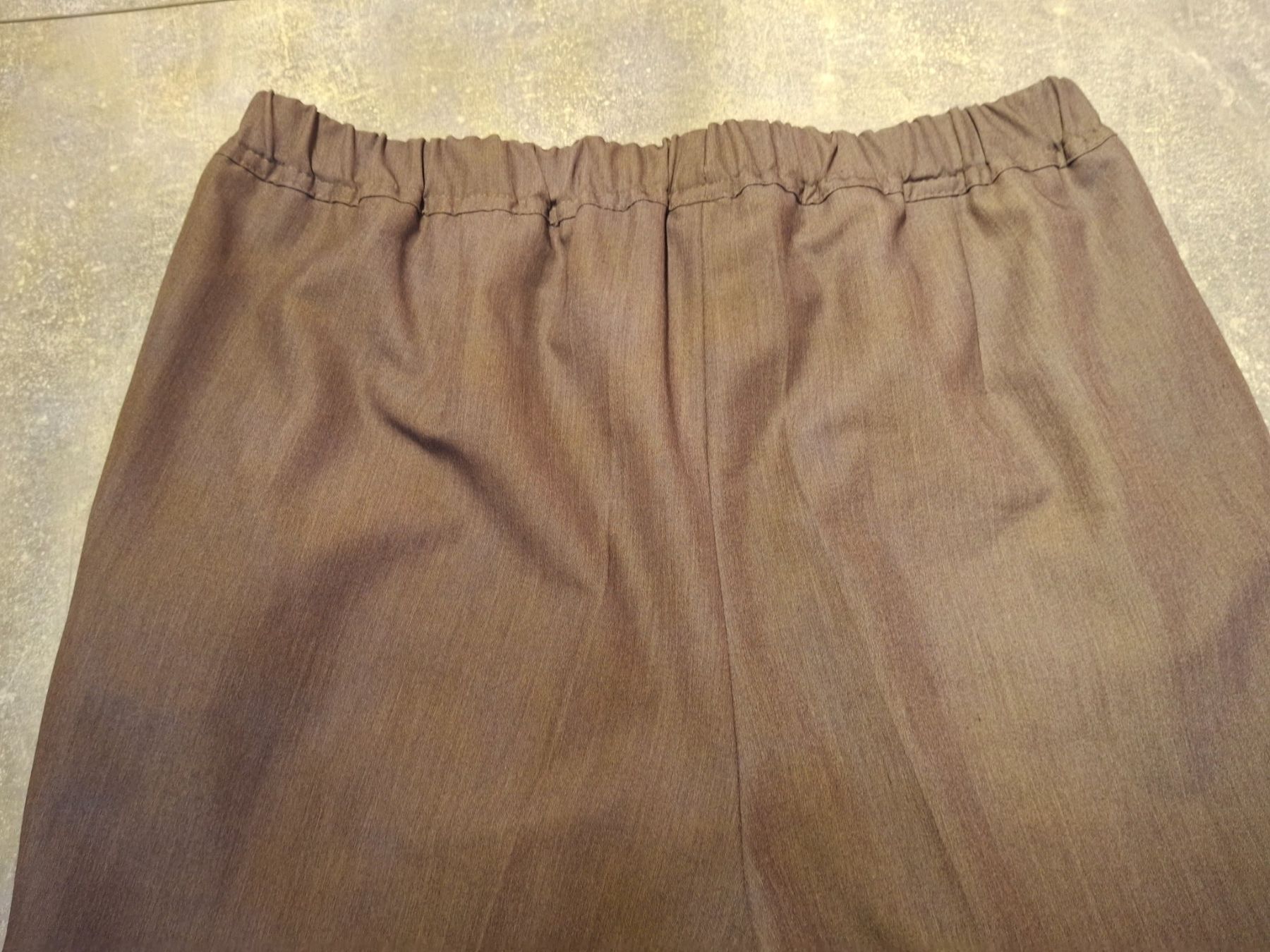 Hosen: Pantalon taille élastique grandeur M – Gebraucht aus Villiers von san_jn5w 4